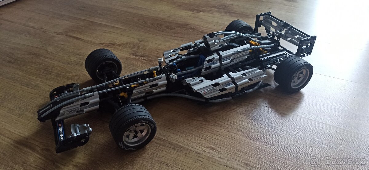 LEGO Technic 8458 – Silver Champion