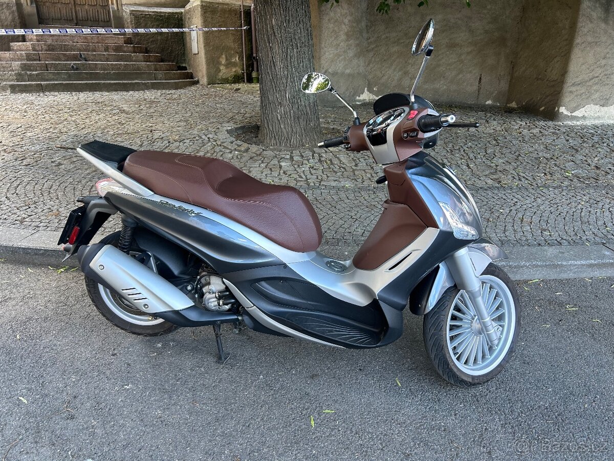 Piaggio Beverly 300 i.e.