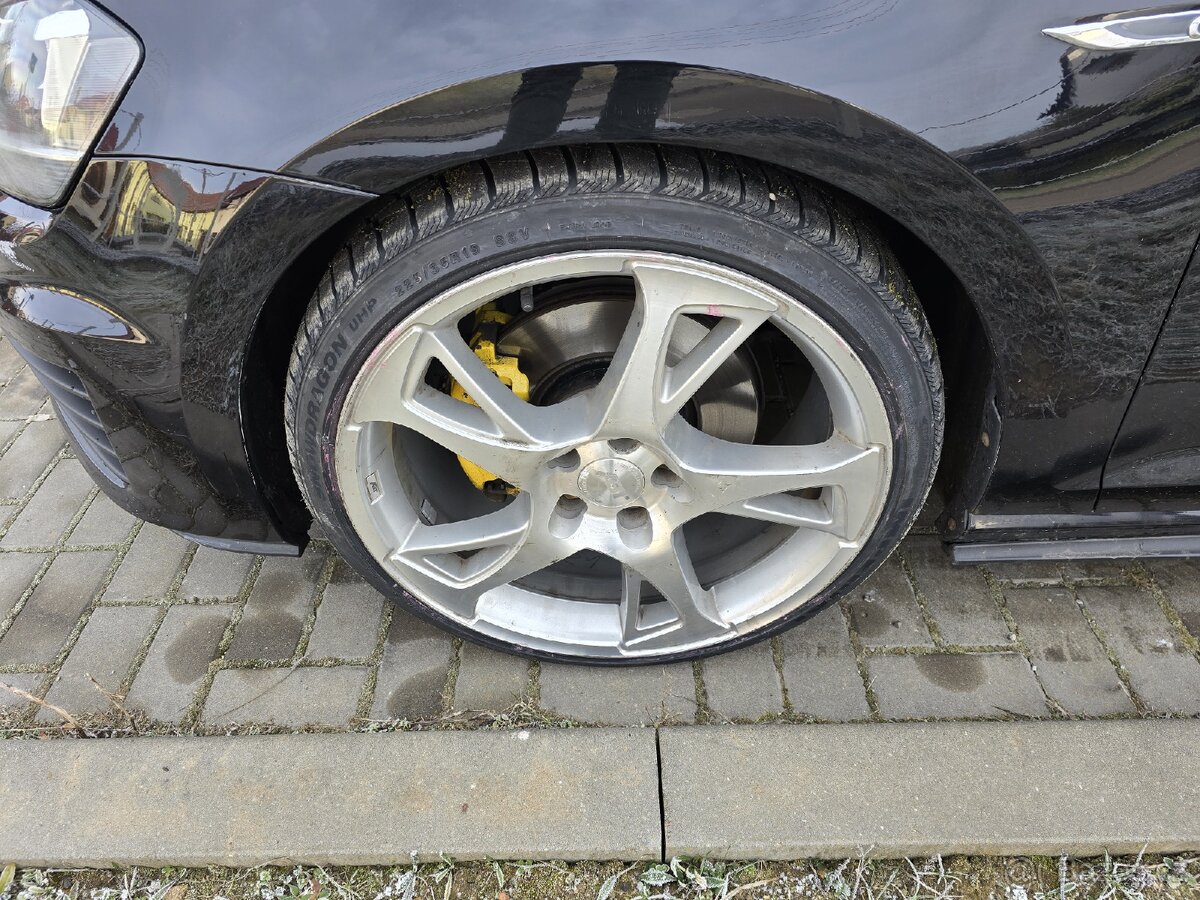 Alu kola Originál ABT + nove zimni 225/35 r19