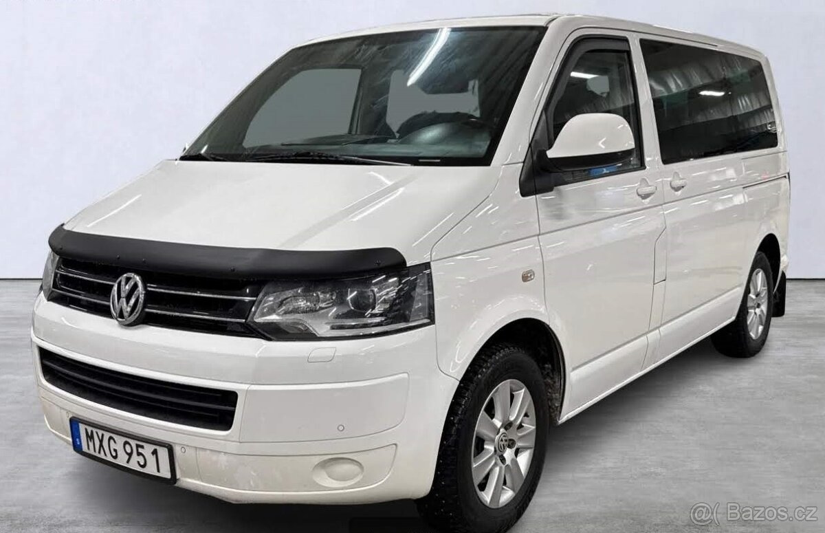 VW MULTIVAN 2.0TDI 103KW 2X ŠOUPAČKY R.V.8/2012