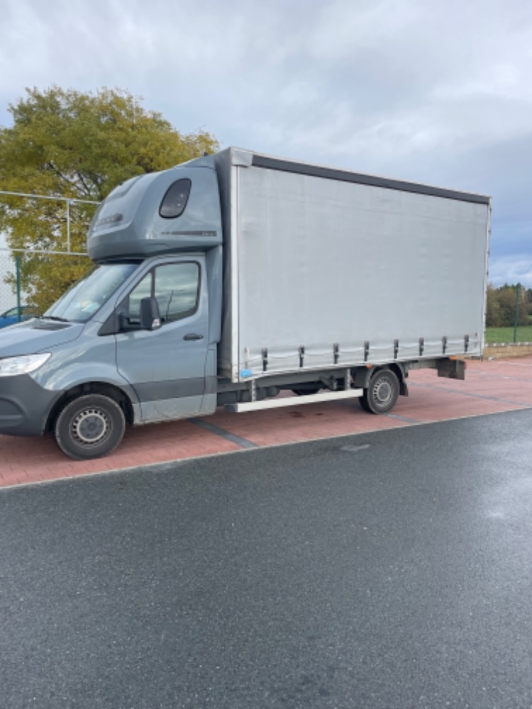 Mercedes-Benz Sprinter 319 CDI  10 palett