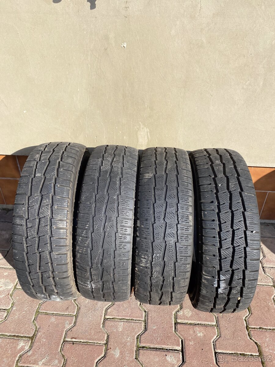 Zimní pneu Michelin Agilis Alpin 195/70R 15C