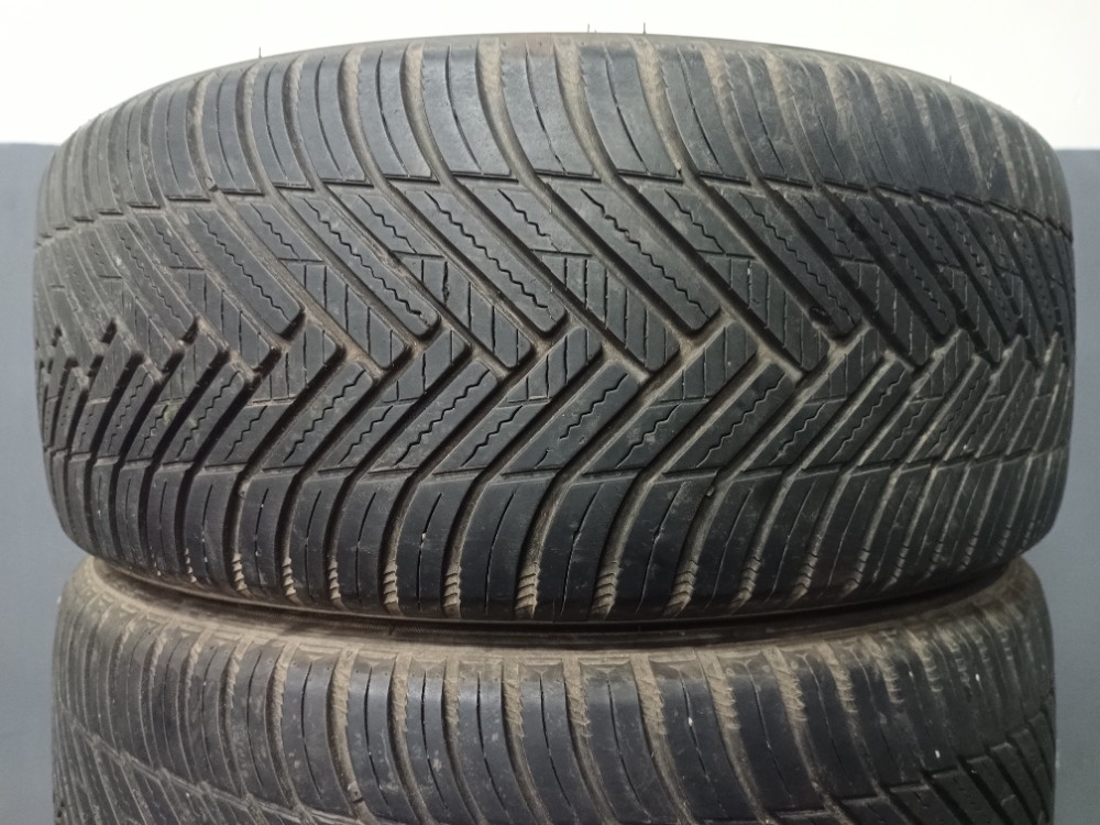 235/45 R18 HANKOOK (0322)