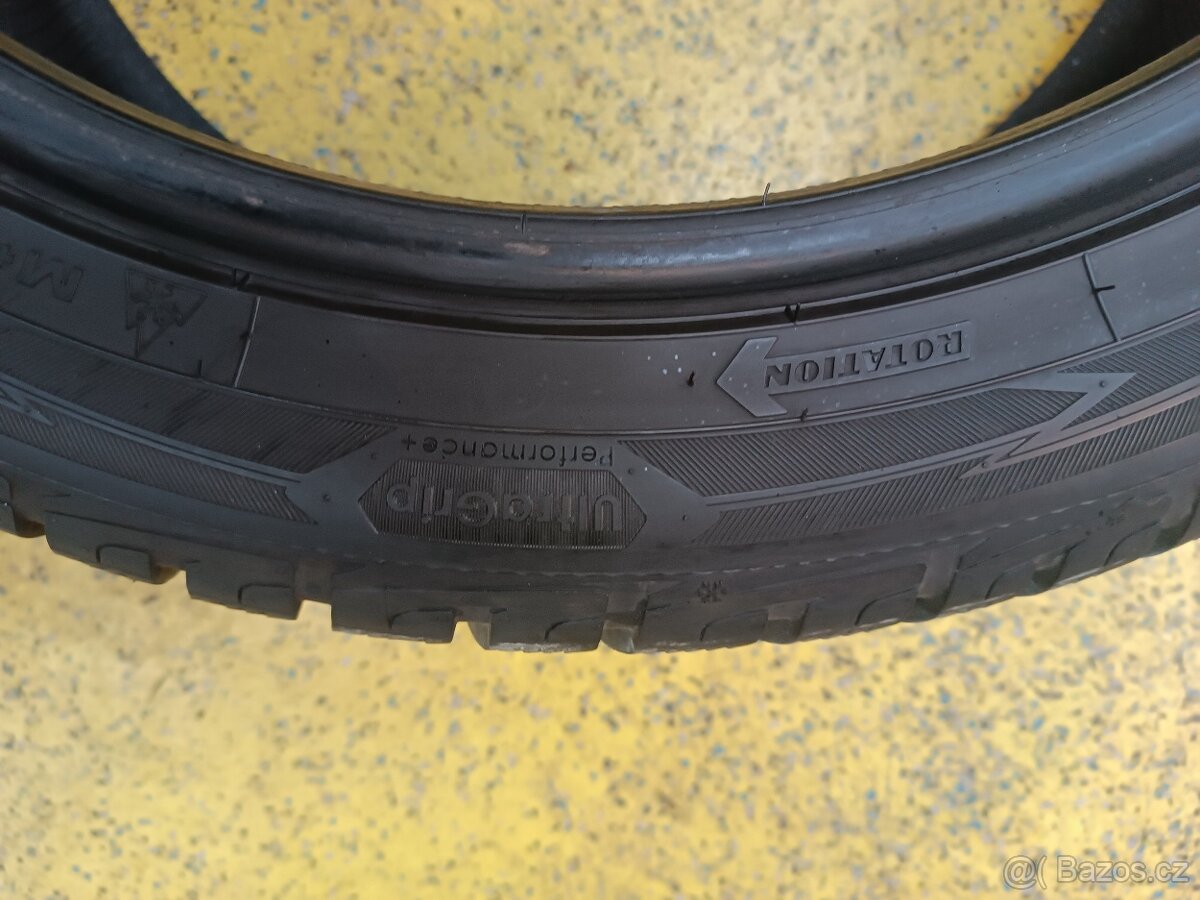 Zimní Good Year 245/45R19 102V