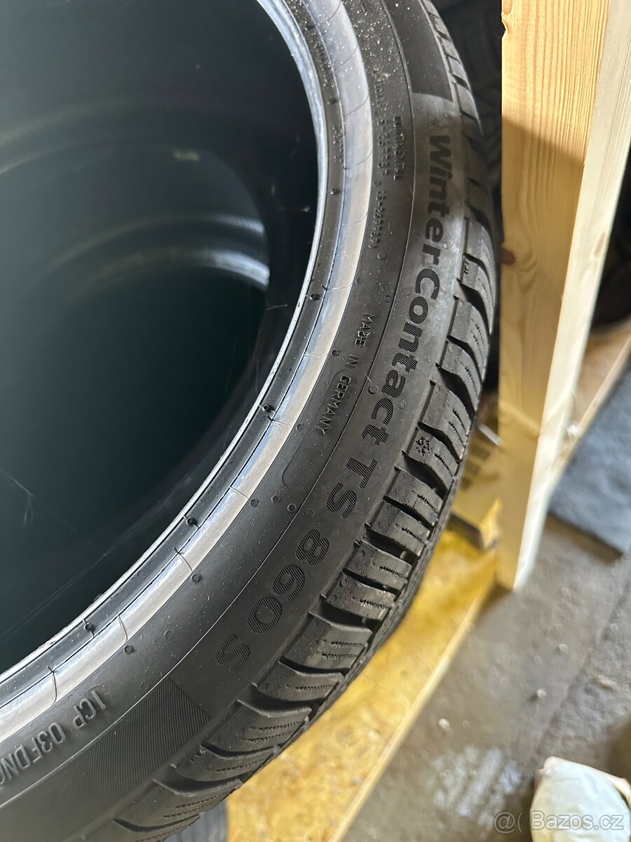 285/30 R21 W XL + 255/35 R21 V XL