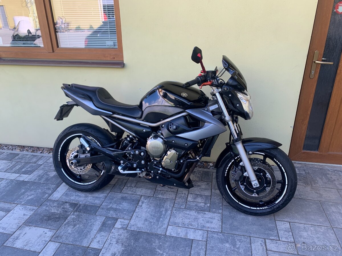 Yamaha XJ6