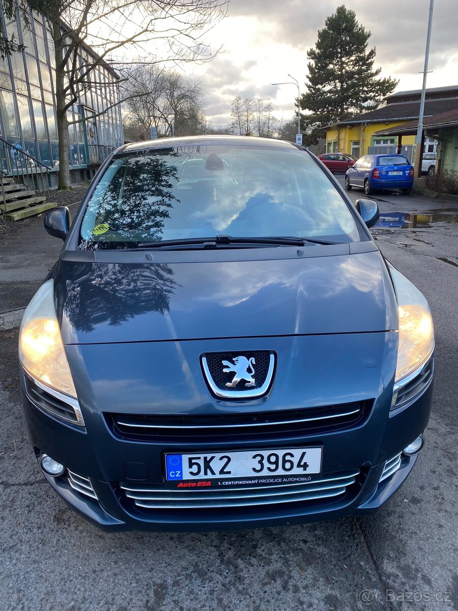 Prodam PEUGEOT 5008 1,6tdi 2013