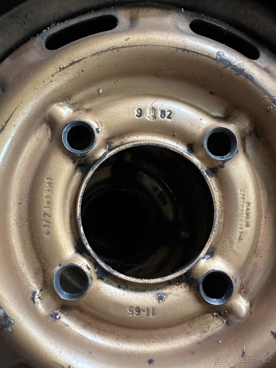 Sada 4x plechový disk 4 1/2 J x13 H1 Škoda 100-105-120