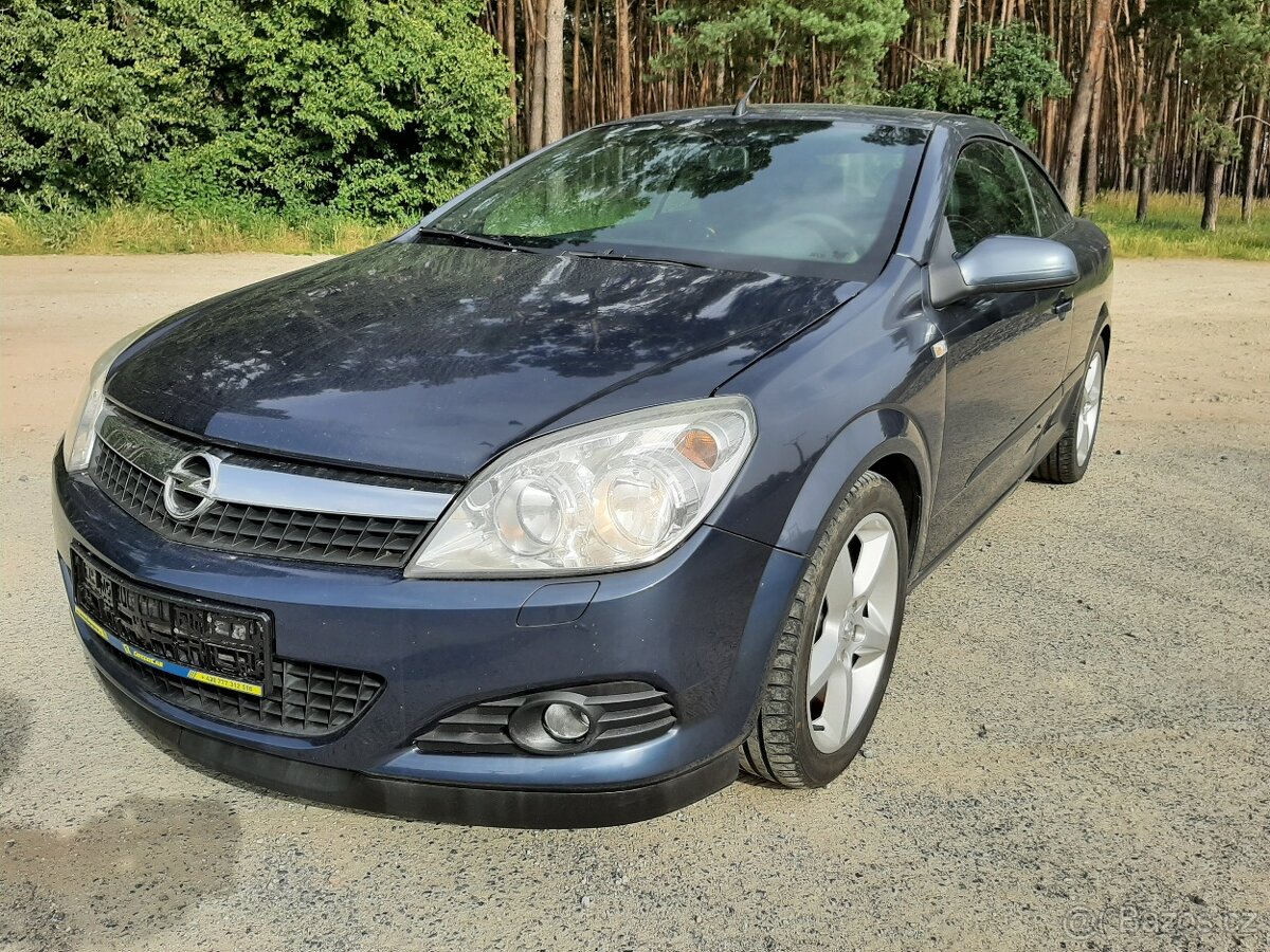 Opel Astra TWIN TOP 1.6, 77kW r.v. 2008. KABRIO 