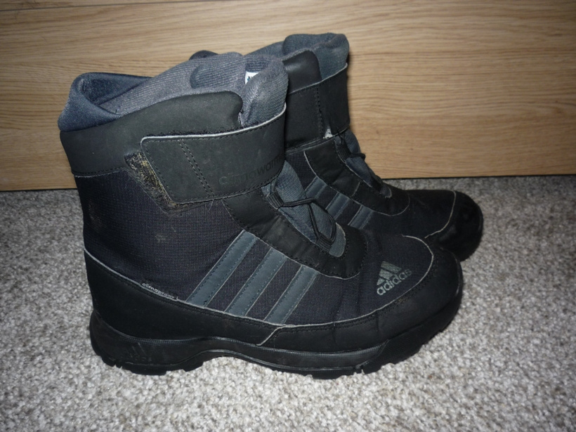 Zimní boty zn Adidas Climawarm vel.35,stélka 22cm