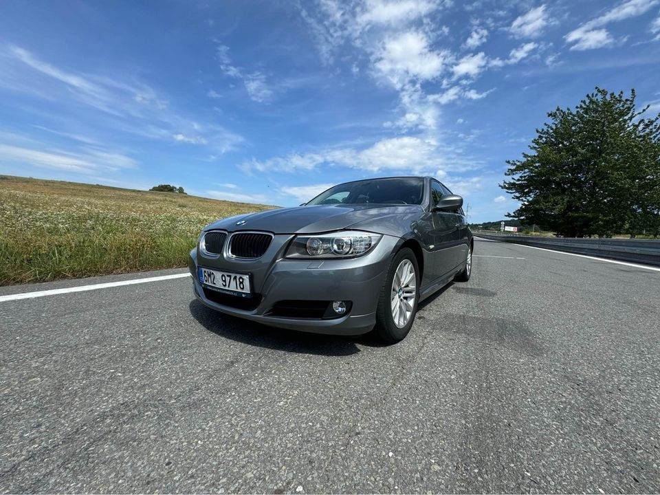 BMW e91 320d LCI automat - i na splátky bez registru.