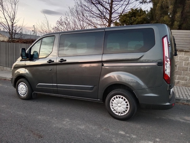 Ford Transit Custom 2.0TDCi - 8 míst