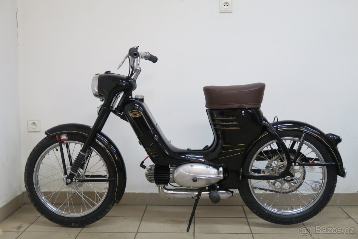 JAWA 550