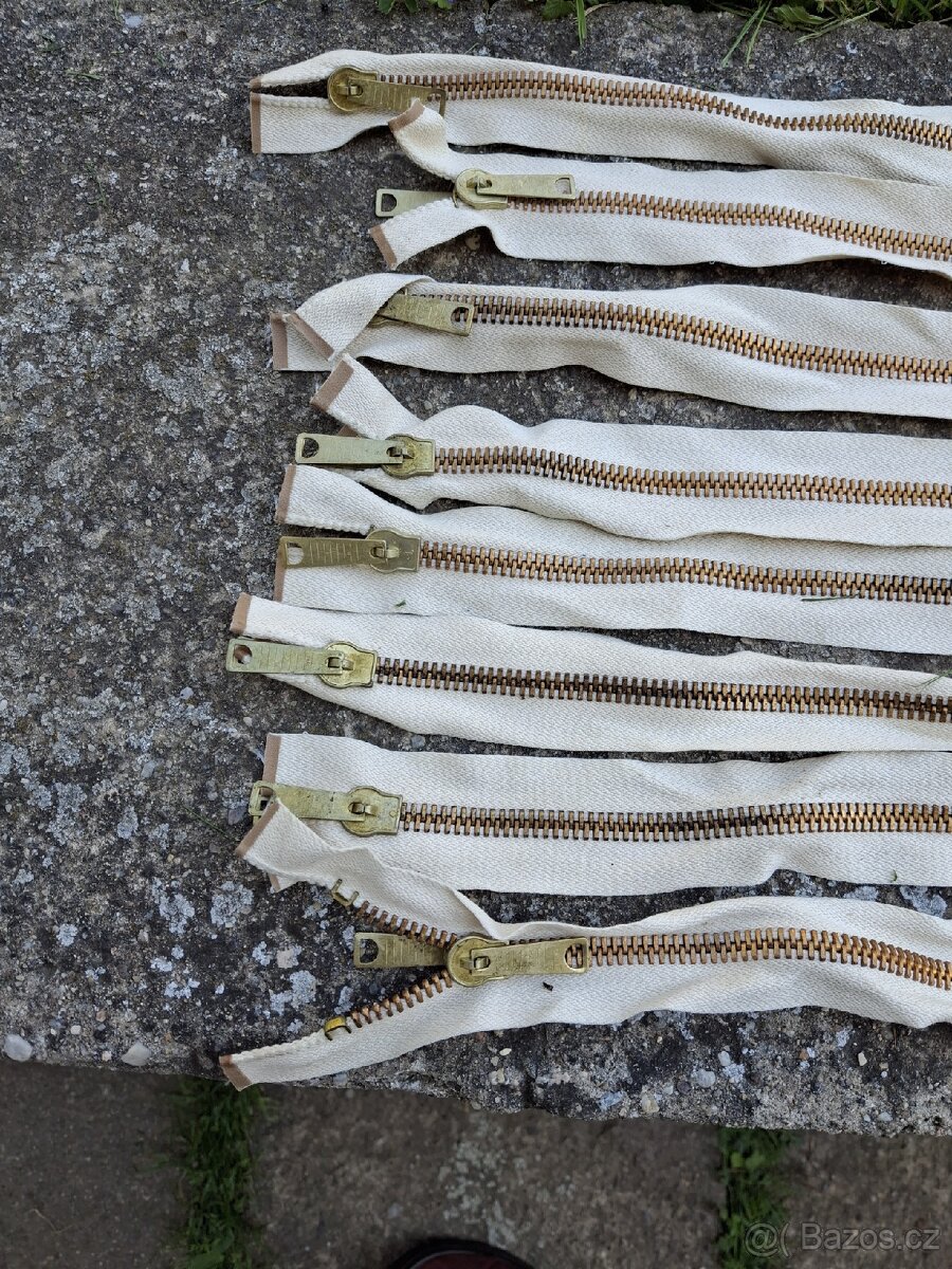 Zipy oboustranné 167cm ,stanové, dole rozepinaci.