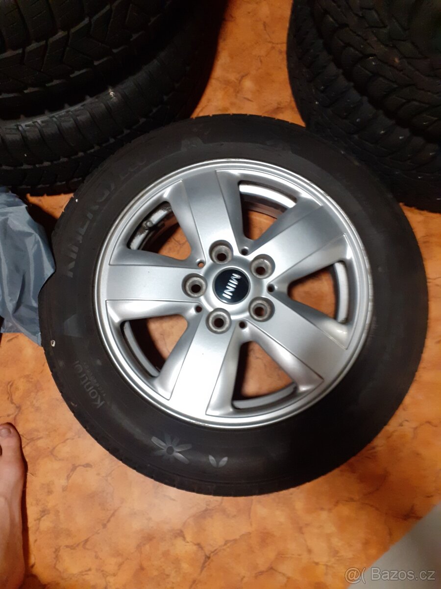 Mini Cooper Al kola, pneu Hankook  175/65 R15 4ks