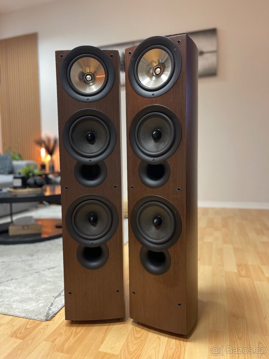 KEF IQ9