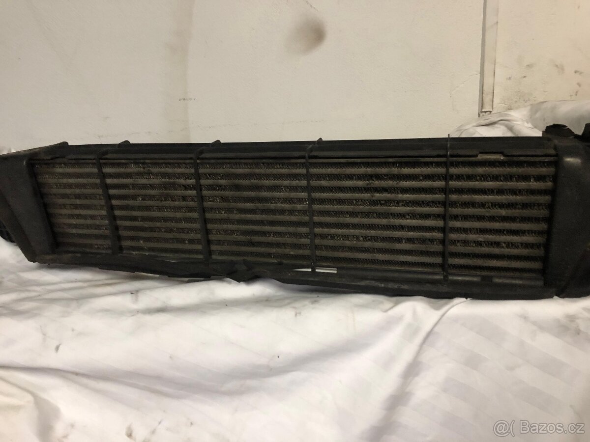 Chladič vzduchu intercooler Mercedes W203