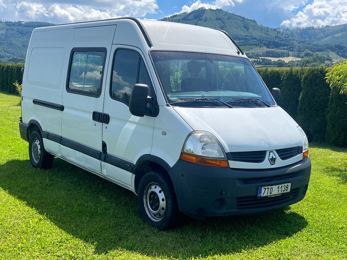 Renault Master 2.5DCi  6 míst