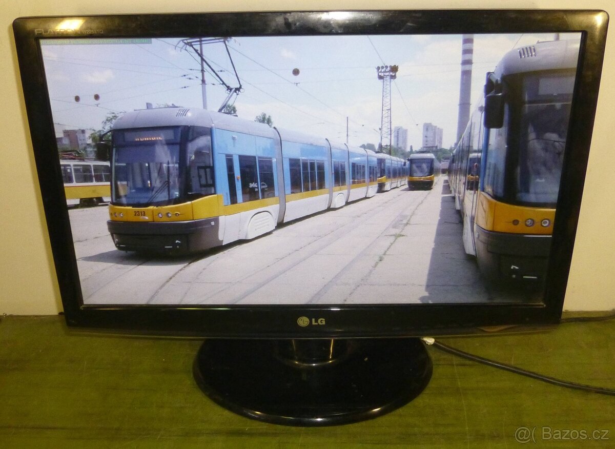 Full HD LCD monitor LG 22 palců