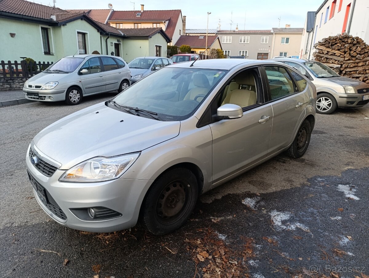 Ford Focus Ghia  1.6i