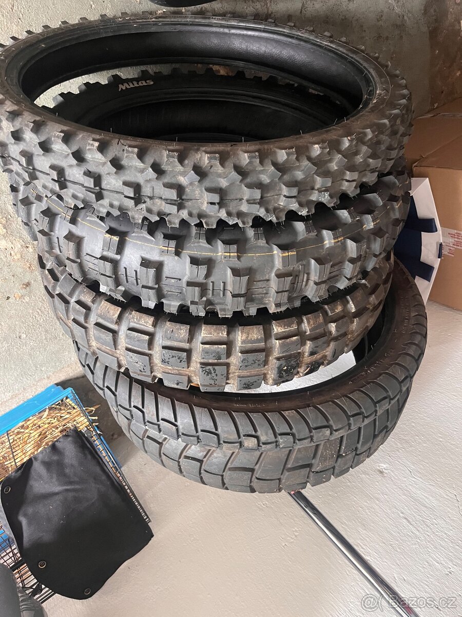 Pneumatiky 140x80r18 90/90r21