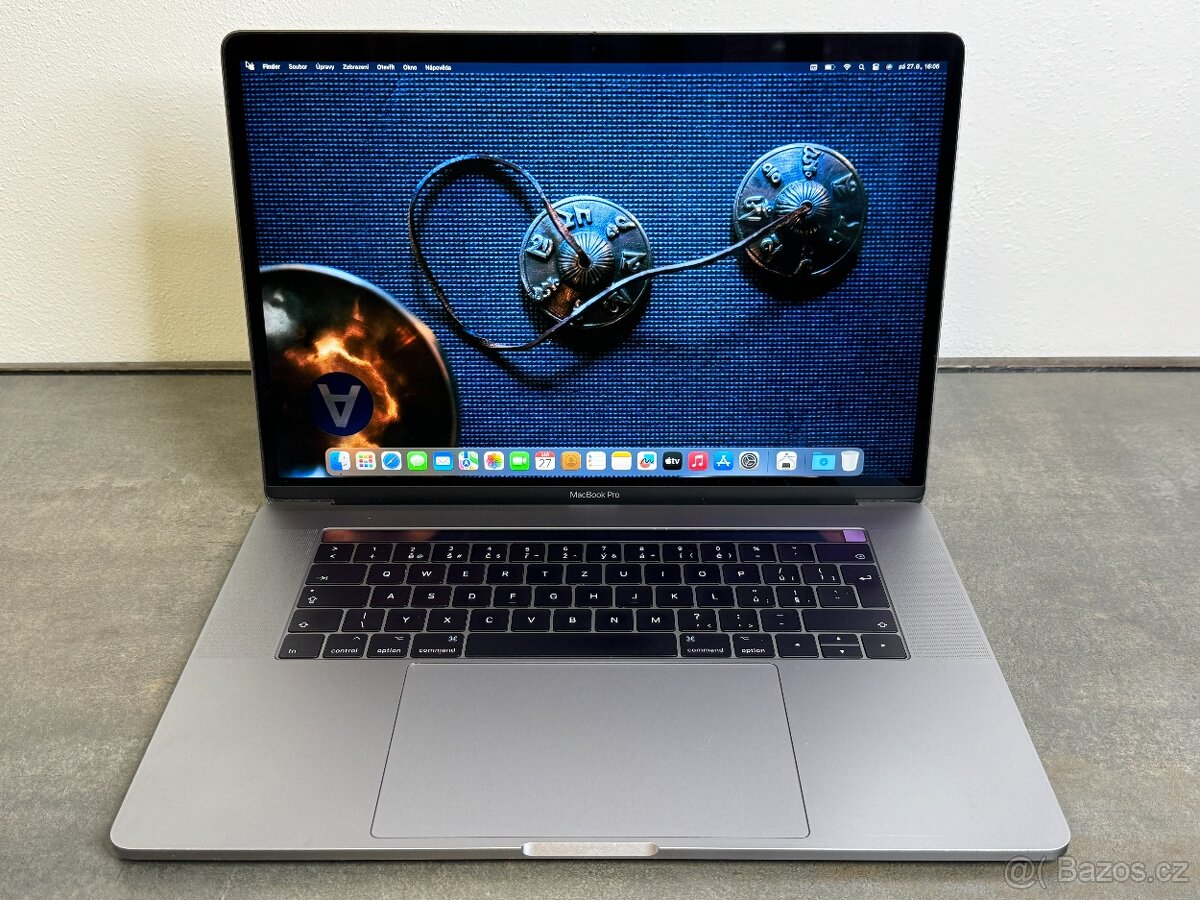 Macbook Pro 15" 2017 SG i7 / 16GB / 512GB