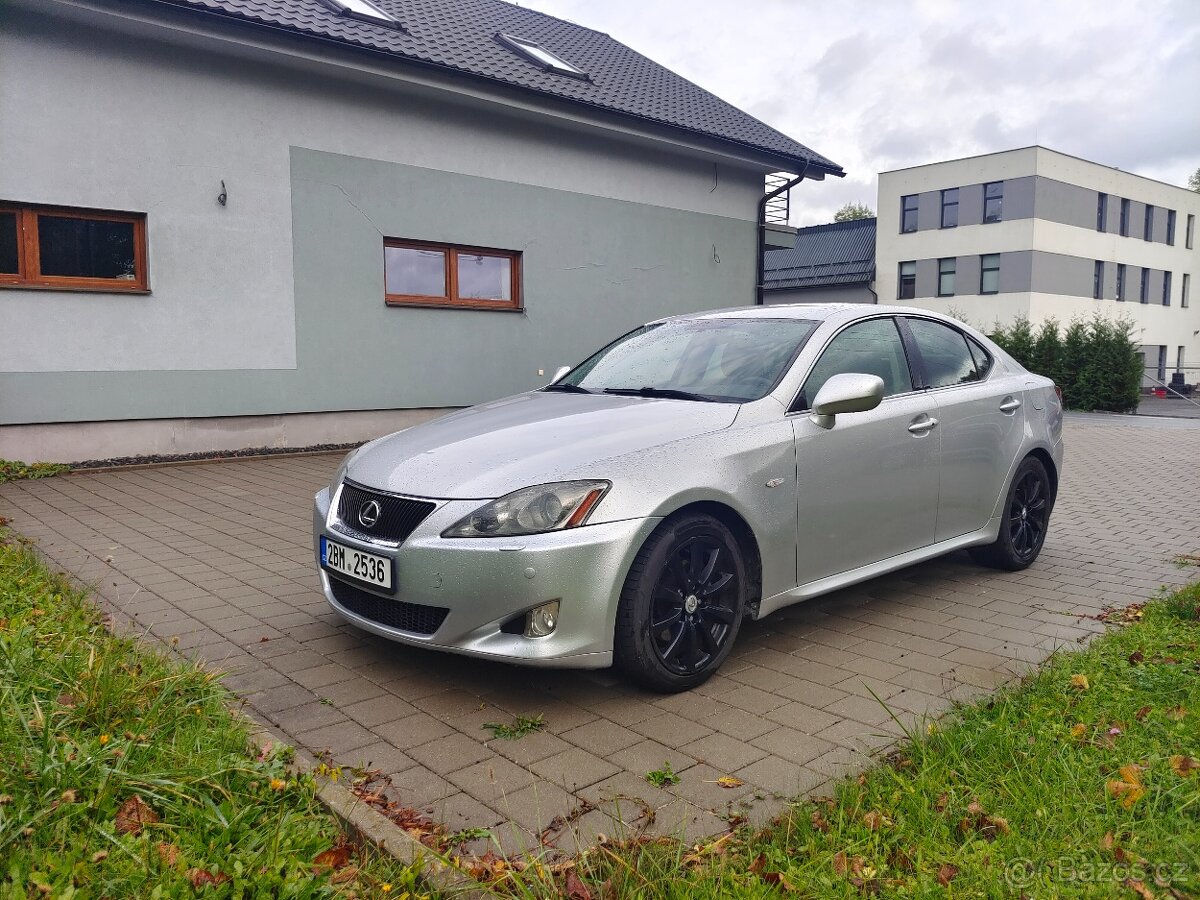 Lexus IS 250