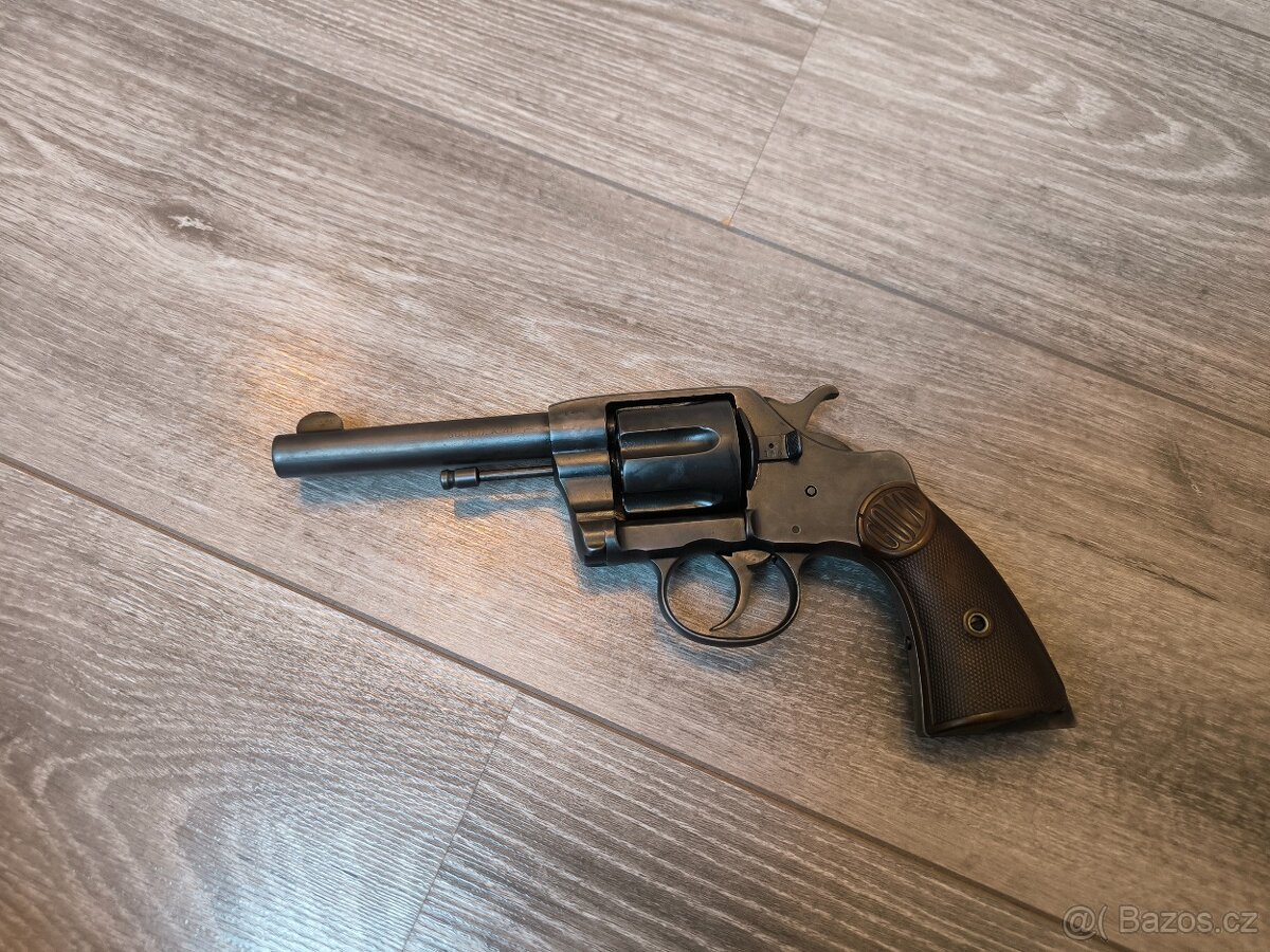 Historický revolver Colt Navy 1889 .41CF