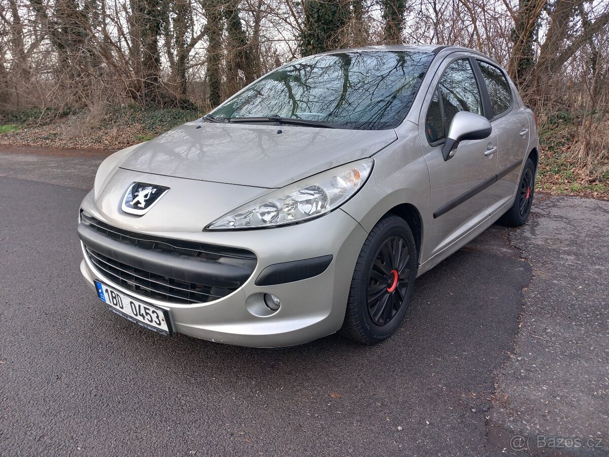 Peugeot 207 1.4i, 65 kW. Model 2008