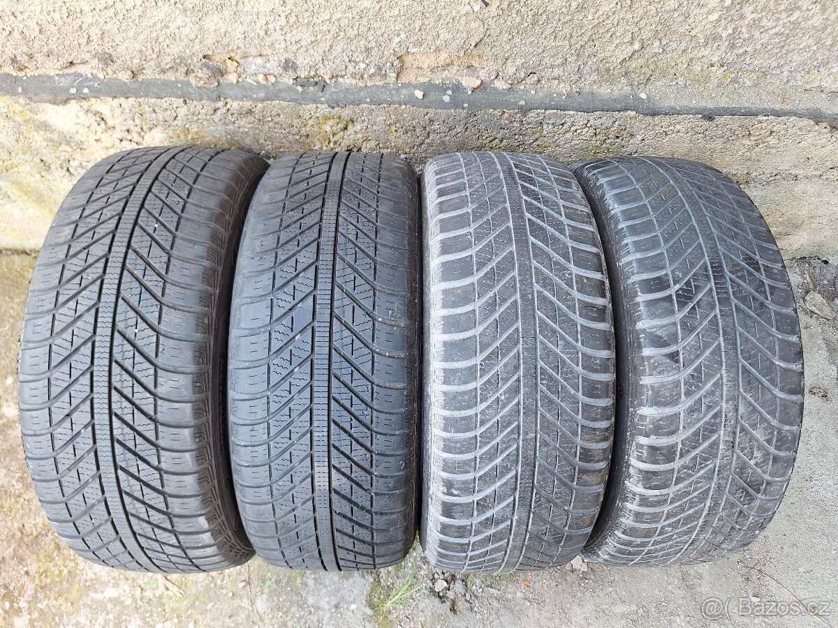 Celoroční pneu 205/55/16 GoodYear