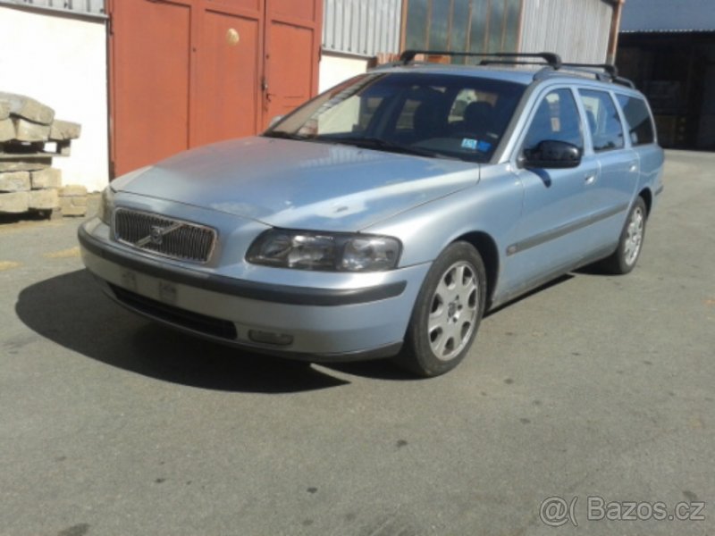 Volvo V70 II 2,4i 103Kw CNG prodám ND