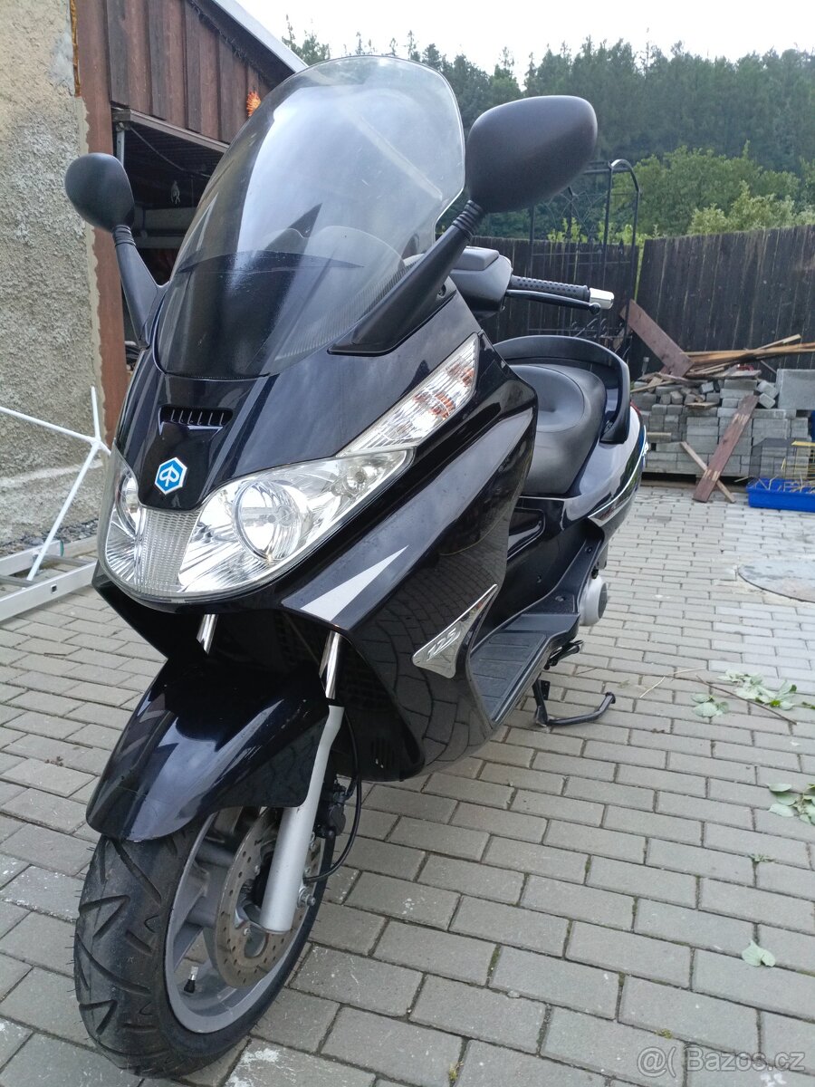 Piaggio X8 125cm