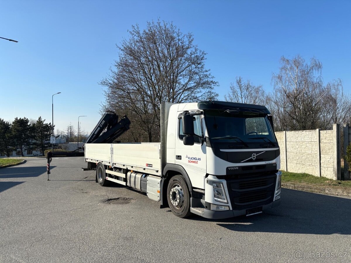 Volvo FM-420 4x2R, valník, s hydraulickou rukou, skladem