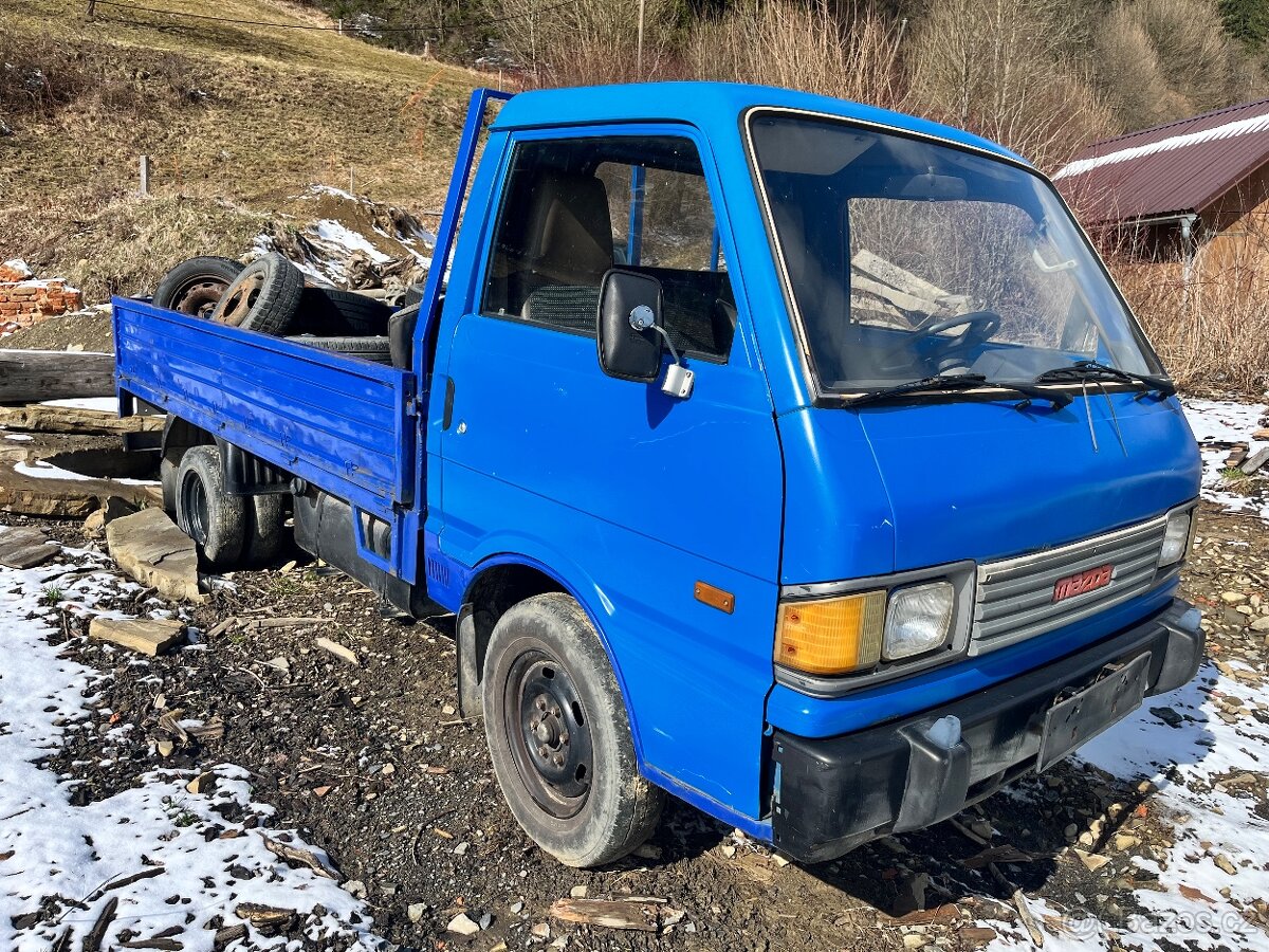 Mazda SD E2200 Valník