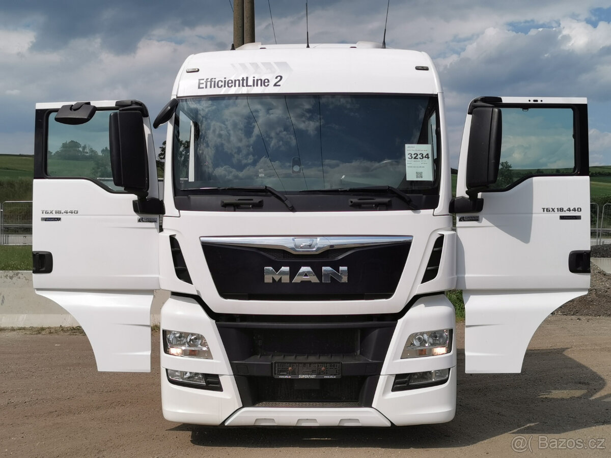 Prodám tahač návěsů MAN TGX 18.440 low deck EURO 6