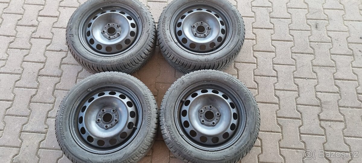 Plechové disky Škoda Oct 3 5x112 6x16 ET48 205/55r16 zimní