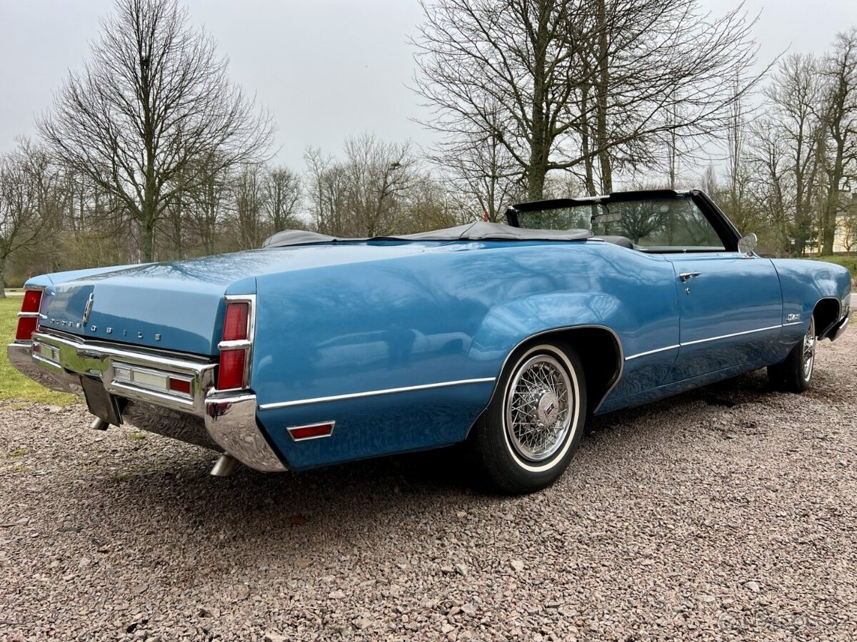 1970 Oldsmobile Delta 88 Convertible