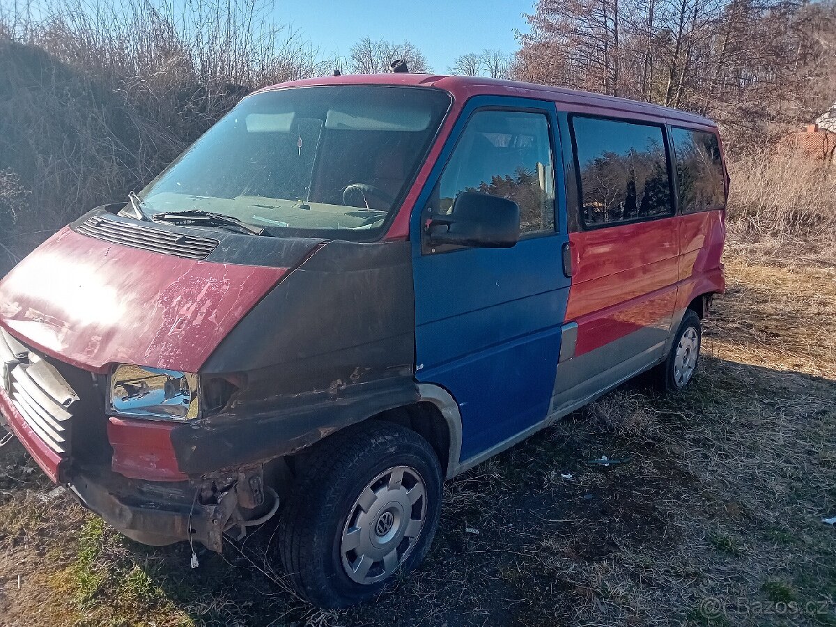 Volkswagen T4 - vrak na soucastky