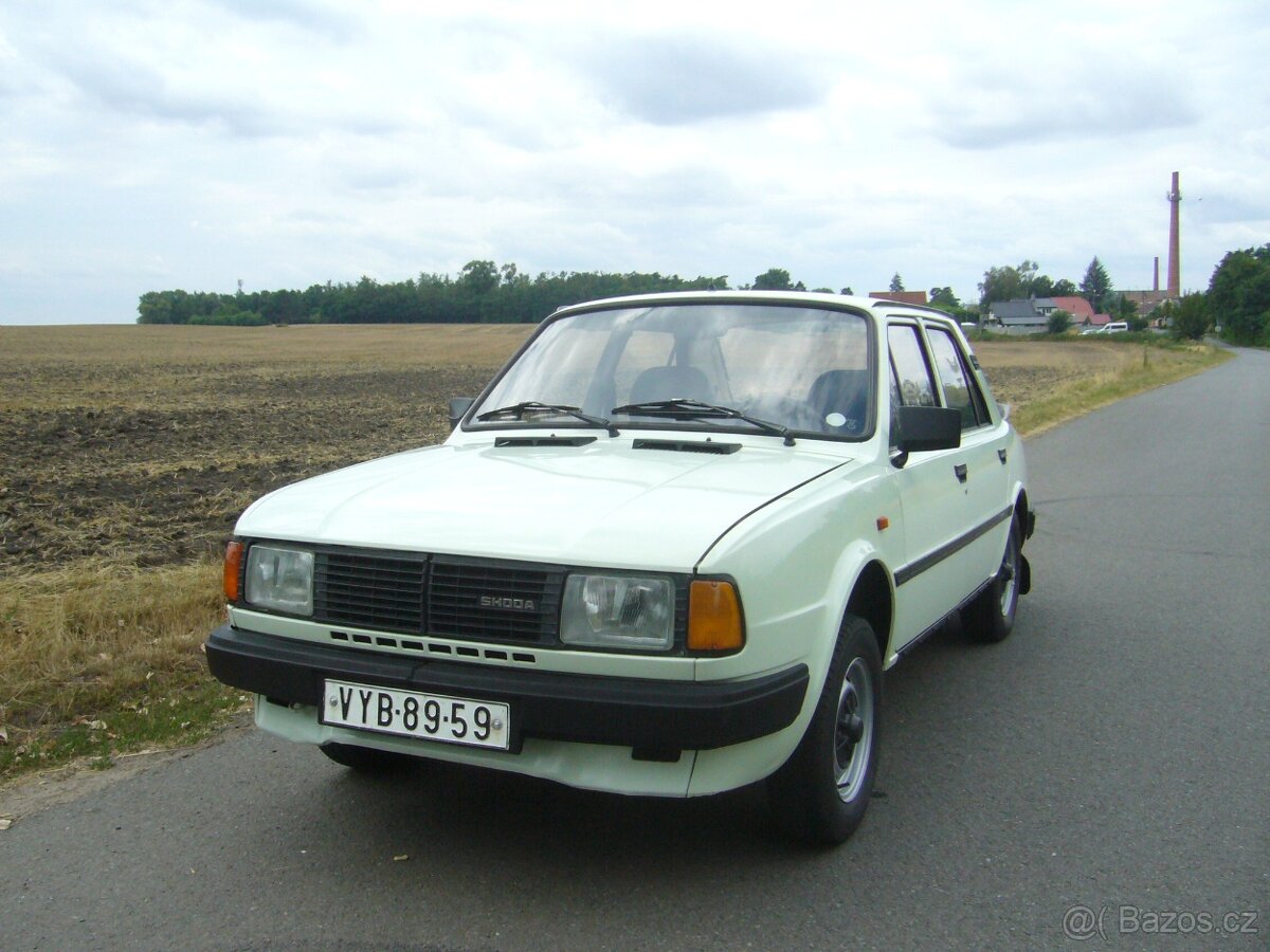 Škoda 120L