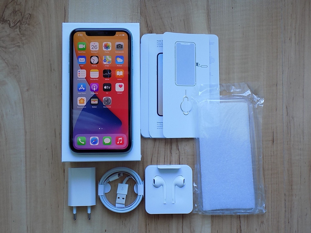 APPLE iPhone 11 128GB Green - ZÁRUKA - TOP STAV-100%bat.