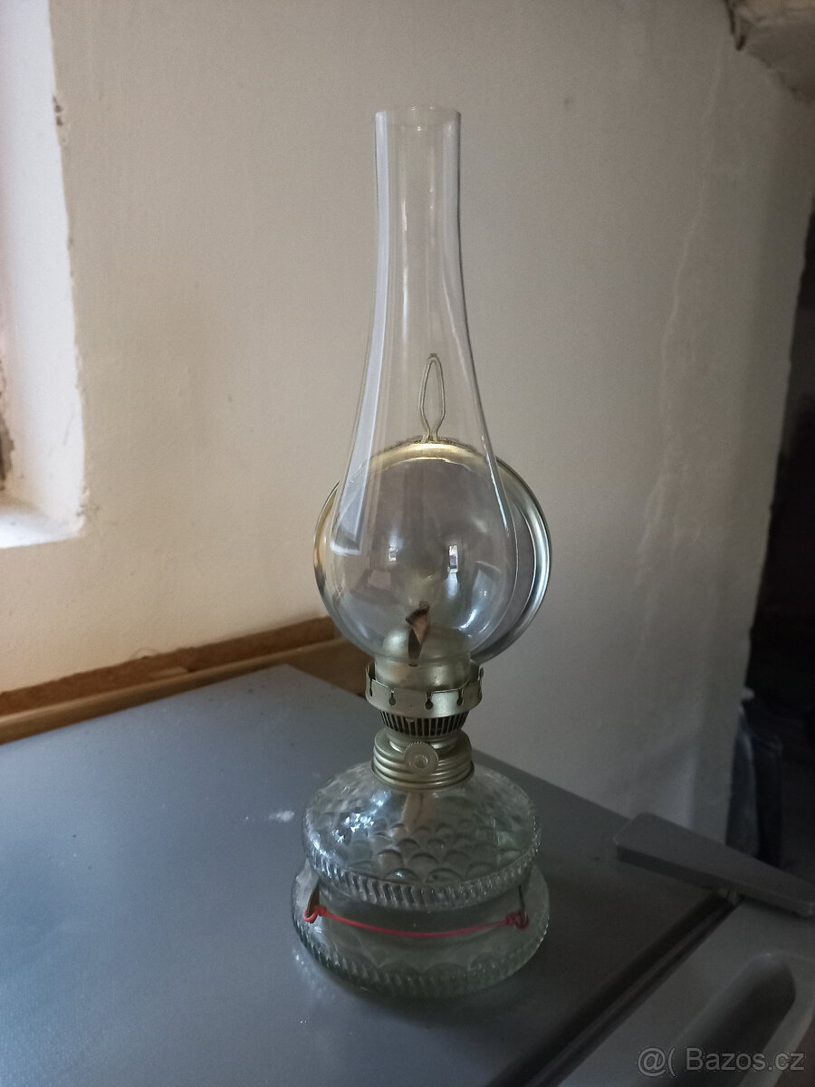 Petrolejová lampa