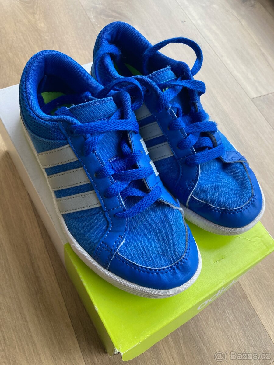 Tenisky Adidas velikost 34