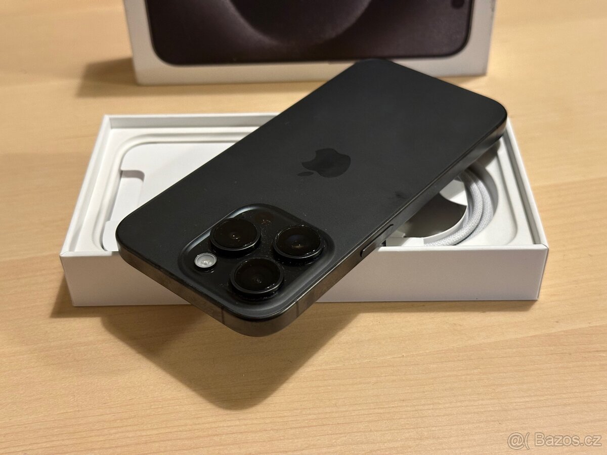 iPhone 15 Pro 256 GB Black, záruka do 10/2025