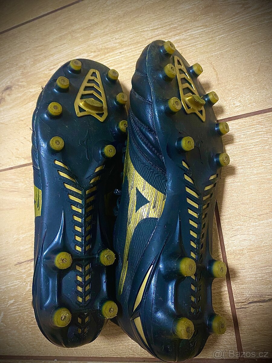 Mizuno Morelia Neo IV Beta Elite