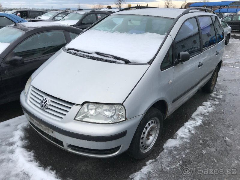 VW Sharan 1,9TDI 85kW 2002 AUY 6kvalt- díly z vozu