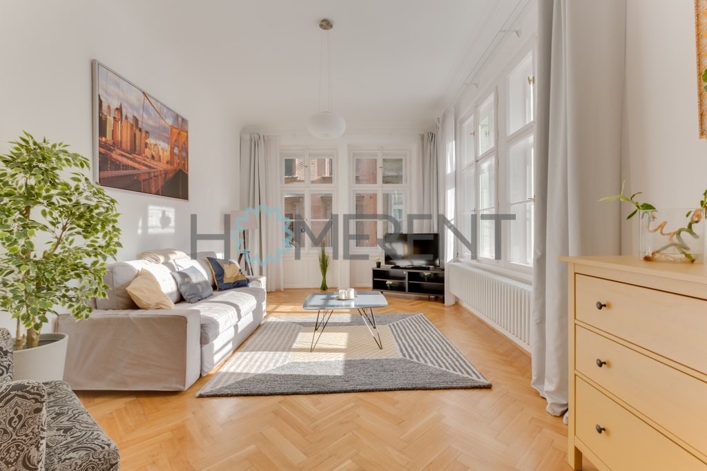 Pronájem bytu 2+1, 76m² - Praha - Staré Město - Železná