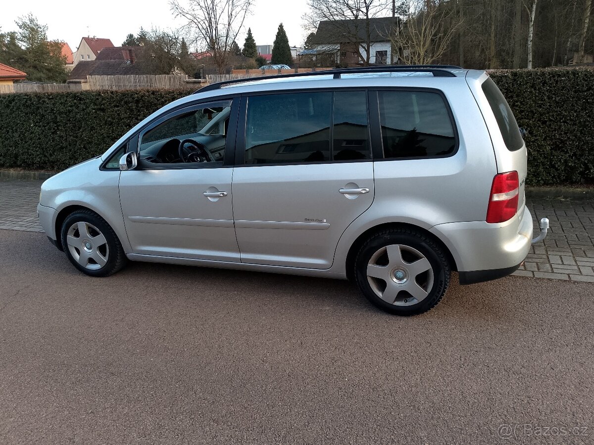 Volkswagen Touran 1.6fsi 85kw 6 kvalt