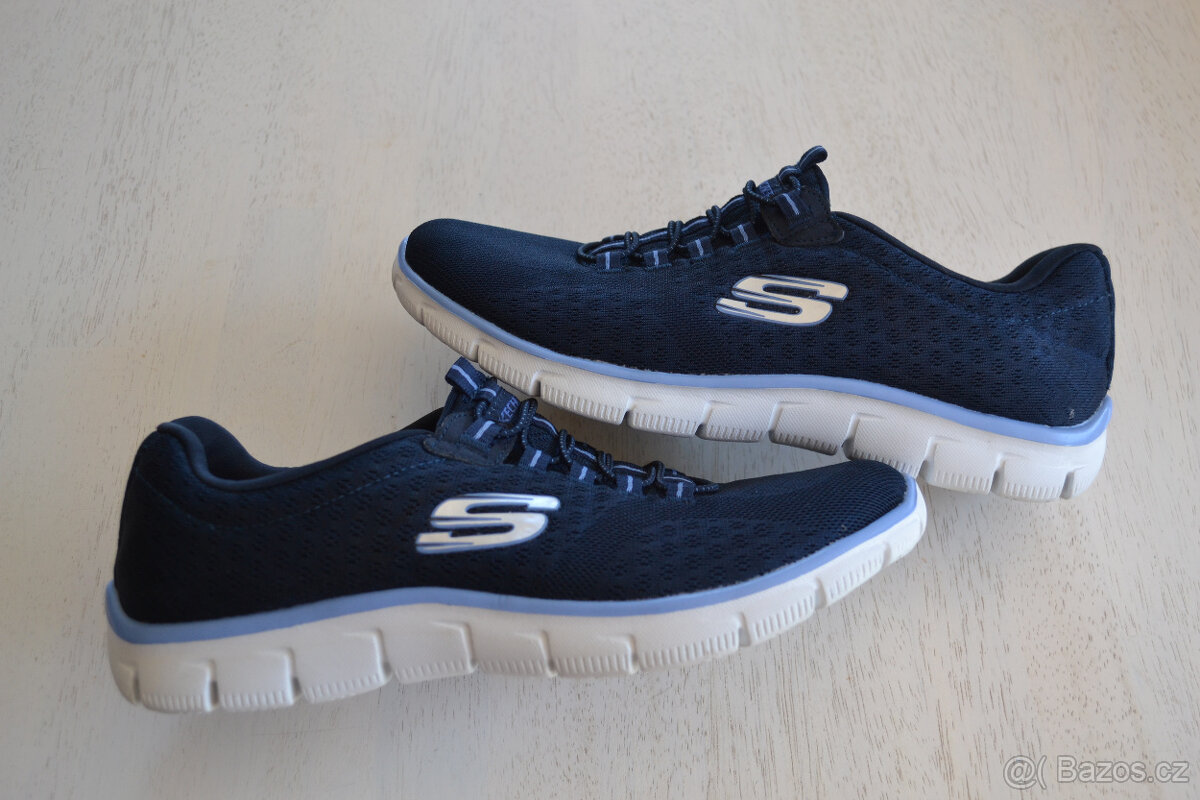 Skechers Relaxed fit nové boty vel. 38