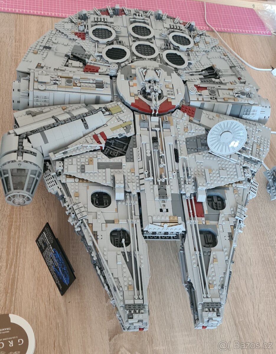 LEGO® Star Wars™ 75192 Millennium Falcon