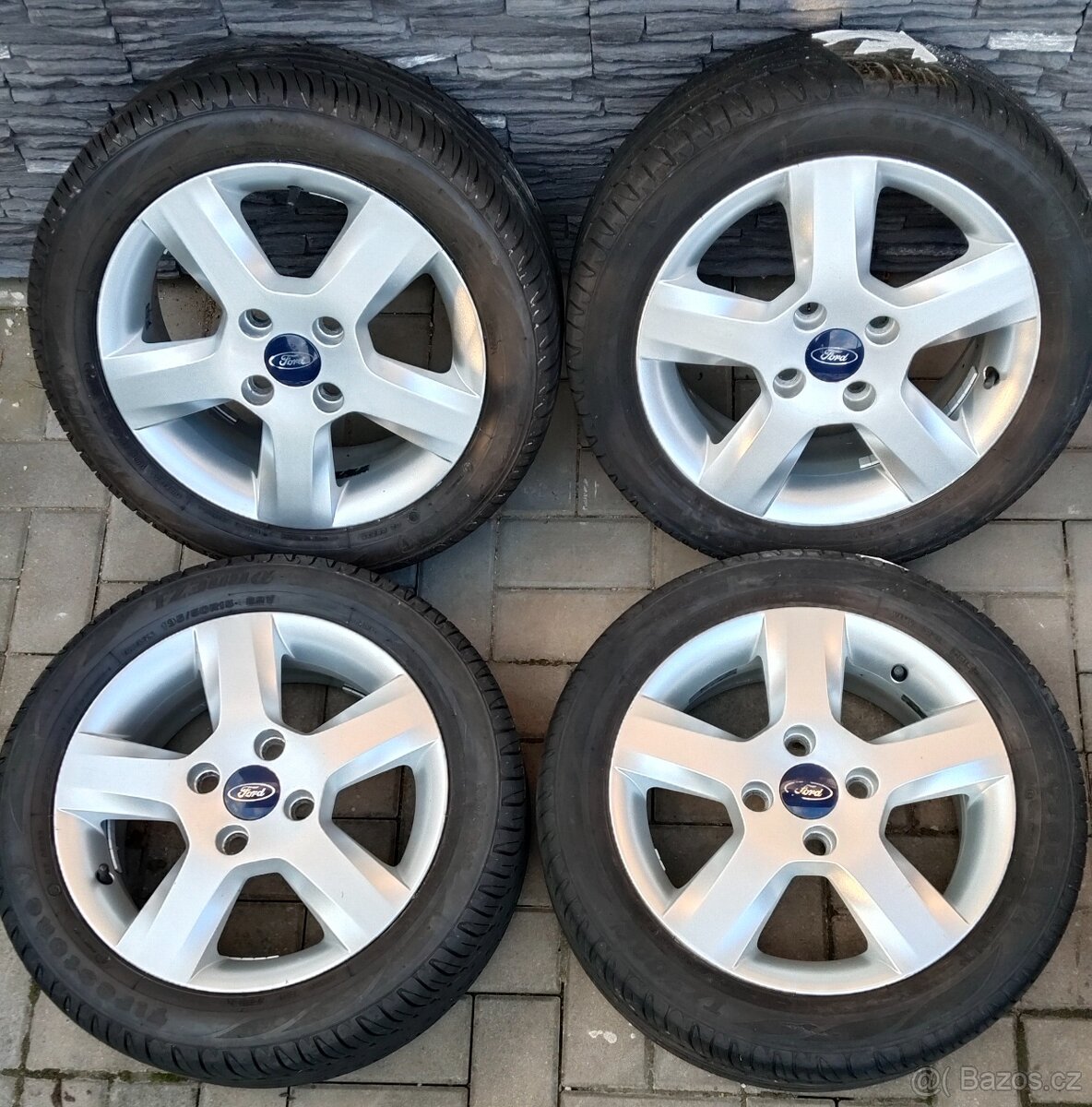 ALU SADA FORD FIESTA + 195/50 R15